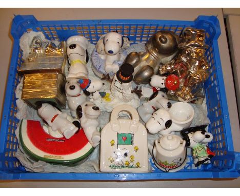 A selection of Snoopy mostly ceramic collectables as lotted - F-G (unboxed) (Q)
