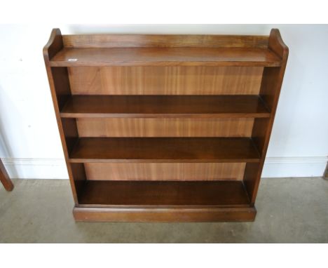 A small oak four shelf bookcase - Height 95cm x 91cm x 19cm