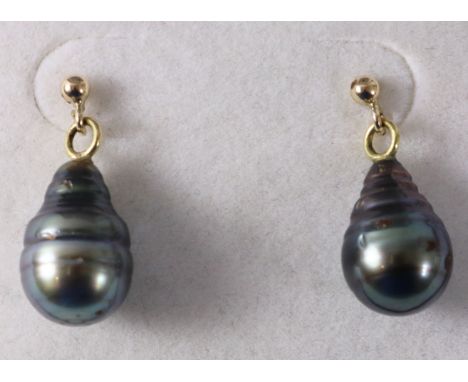 Pair of freshwater grey pearl gold ear-rings stamped 375    Condition Report   Click here for further images, condition, auct