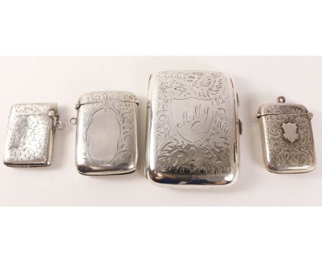 Victorian silver cigarette case and three vestas approx 6oz   Condition Report   Click here for further images, condition, au
