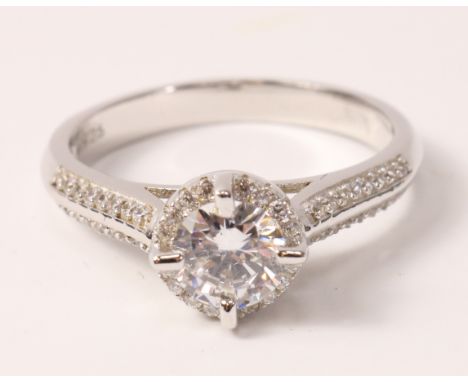 Silver dress ring stamped 925   Condition Report   Click here for further images, condition, auction times & delivery costs