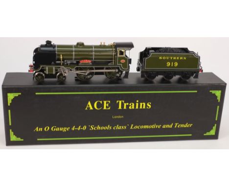 Ace Trains, a 3RE Schools Class 4-4-0 locomotive No 919 'Harrow': with six wheel tender in SR green livery, boxed.
