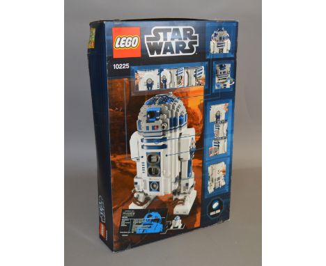 Lego Star Wars 10225  'R2-D2', in generally F/G box, with undulation, crushing and creasing. Box has been opened, item unchec