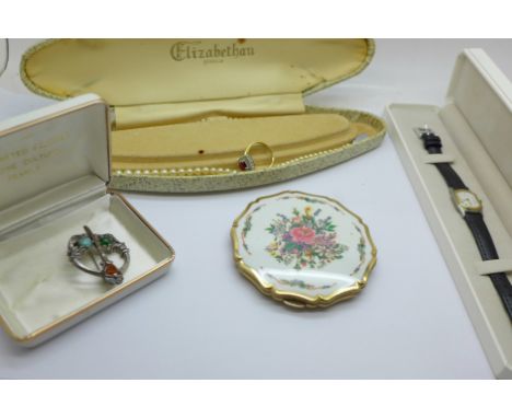 A brooch, a lady's Zenith wristwatch, boxed, a Stratton compact, etc. 
