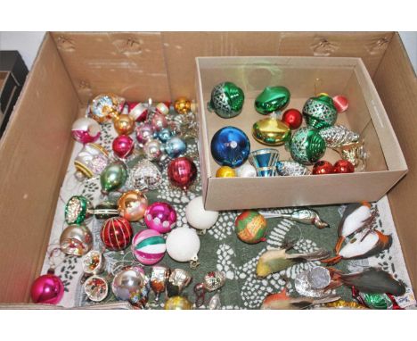 A collection of vintage Christmas tree baubles 