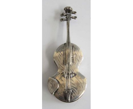 A modern white metal novelty snuff or pill box in the form of a violin, 7cm 
