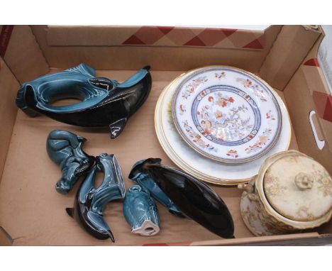 A box of miscellaneous items, to include an early 20th century Carltonware biscuit barrel and cover, having shot enamel flora
