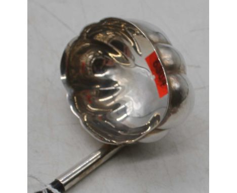 An Elizabeth II silver toddy ladle, having a shaped oval bowl on spirally turned ebonised handle, 31cm 
