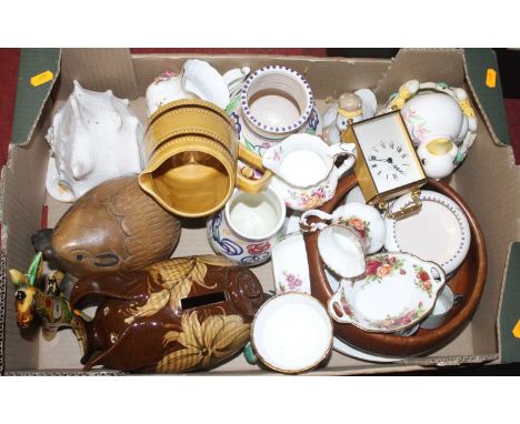 A collection of ceramics, to include a Poole Pottery vase and Royal Albert Old Country Roses 