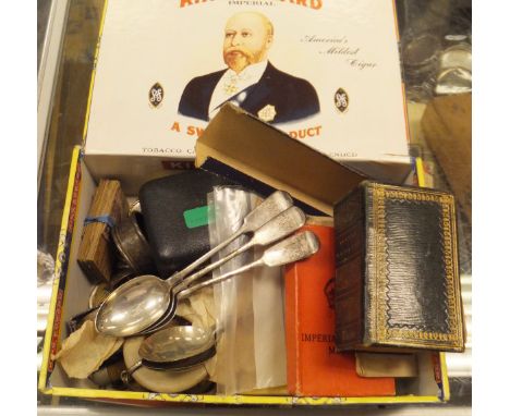 A box containing assorted commemorative Crowns, £2 coins, Britain's commemorative coin set etc  and a further box containing 