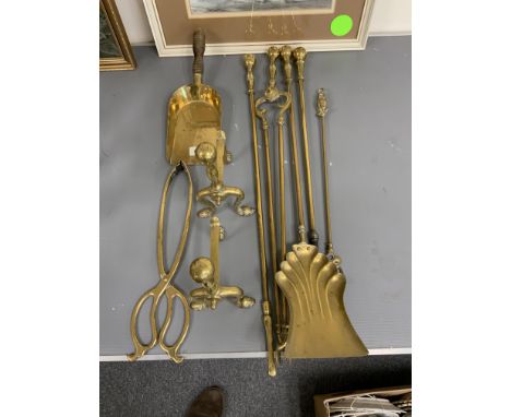 PAIR OF BRASS FIRE DOGS, SHOVEL, TOASTING FORKS, FIRE COMPANION SET