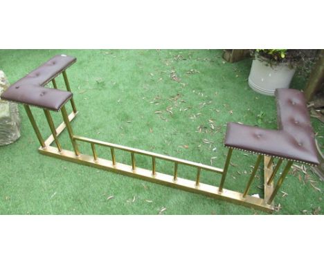 C20th brass club fender with turned and square rails, with nailed upholstered buttoned rexine corner seats W162cm D54cm H52cm