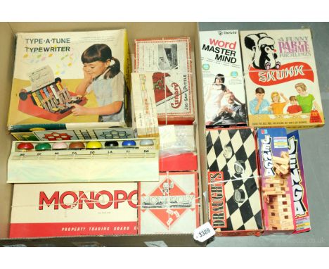 Playcraft, Invictor, MB Games, Waddingtons &amp; similar - a small quantity of mainly boxed children's puzzles, board games, 