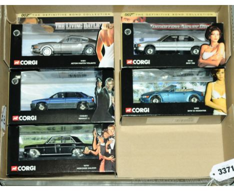 Corgi - a boxed group of James Bond 007 related Models (the Definitive Bond Collection Series) which includes CC06401 "A View