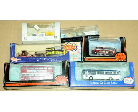 EFE, Lledo &amp; Cararama a boxed group to include EFE 24202 Alexander Fleetline 'Yorkshire Woolen', EFE 22706DL Alexander Y 