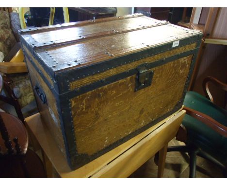 VINTAGE METAL BANDED TRUNK