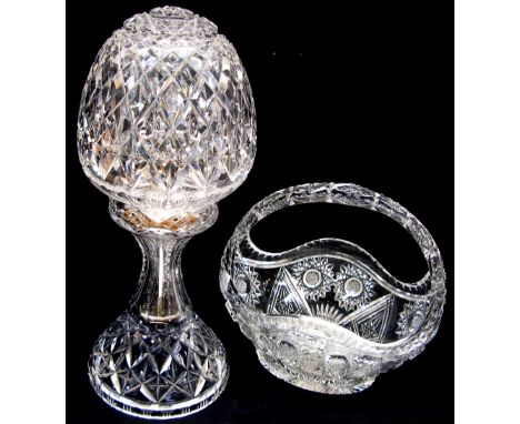 A crystal mushroom shape table lamp, height 42cm and a large crystal basket (2). CONDITION REPORT Large chip to base of lamp.