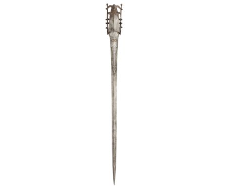 A SOUTH INDIAN SWORD (PATA), 16TH/17TH CENTURY, POSSIBLY ARCOT, with straight tapering double-edged blade of hollow-diamond s