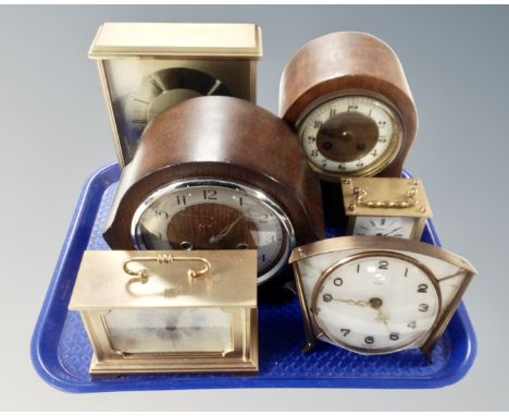 A tray of mantel clocks, early 20th century oak mantel clock etc 