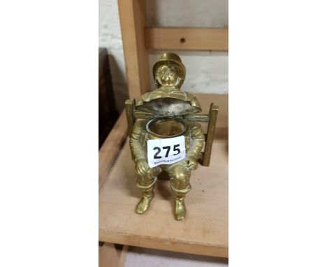 VICTORIAN BRASS PEN STAND AND INKWELL