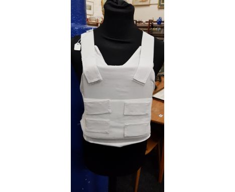 RARE RUC HIGHMARK COVERT BULLETPROOF VEST WITH BRISTOL ARMOUR PLATES AND ORIGINAL PHOTOGRAPHS SHOWING TESTS AND DEMONSTRATION