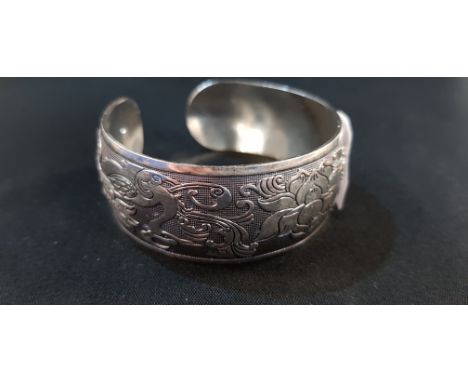 CUFF BANGLE