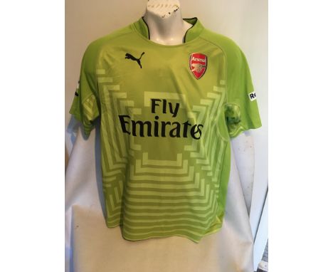Arsenal 2014/2015 Goalkeepers Match Worn Football Shirt: Short sleeve light green shirt. FA Cup badging to arms. Number 13 Os