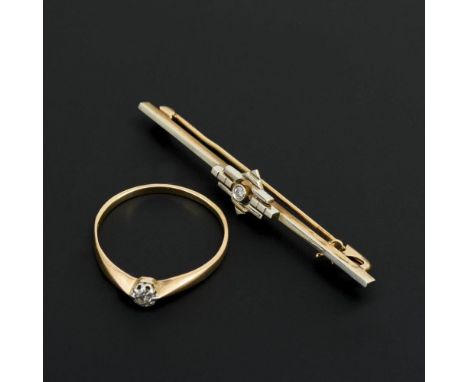 Art-déco-Ring und Nadel mit Altschliffdiamanten                Gelbgold 585 gestempelt.        Ringgröße 57. Nadel L 4,8 cm. 