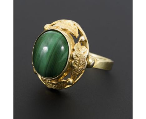 Ring mit Malachit                Silber 925 gestempelt, vergoldet.        Ringgröße 66.        8,3 g.                Zargenge