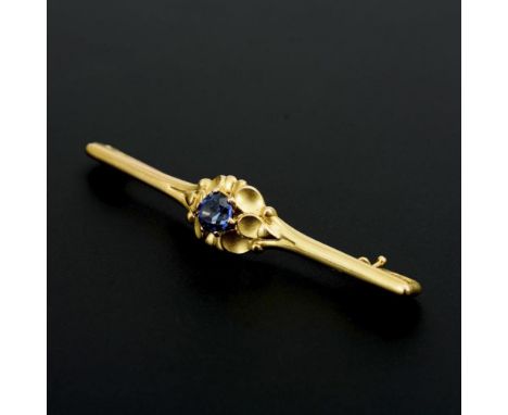 Dänische Designer-Brosche mit Saphir?    Georg Jensen.                    Gelbgold 18 k gestempelt. Entwurf: Georg Jensen. Mo