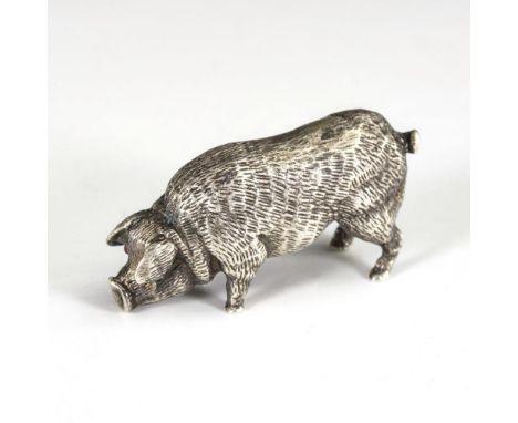 Silbernes Miniatur-Schweinchen    Julius A. Rappoport, für Carl FABERGÉ.        Kyrillisches Meisterzeichen J.R./Kokoschnikma
