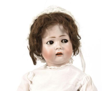Charakterbaby    König &amp; Wernicke.        Gemarkt "K &amp; W 1070 10".        Ab 1915.                    Biskuitporzella