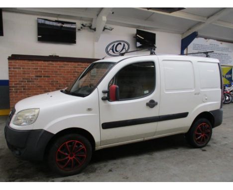 Make &amp; Model: Fiat Doblo Cargo MultijetDate of Reg: WM57 HYSColour: Whitecc: 1910MoT: 10-12-2021Fuel Type: DIESELMileage: