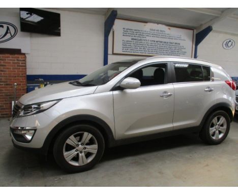 Make &amp; Model: Kia Sportage 2 CRDIDate of Reg: AU12 WAJColour: Silvercc: 1685MoT: 08-03-2022Fuel Type: DIESELMileage: 142k