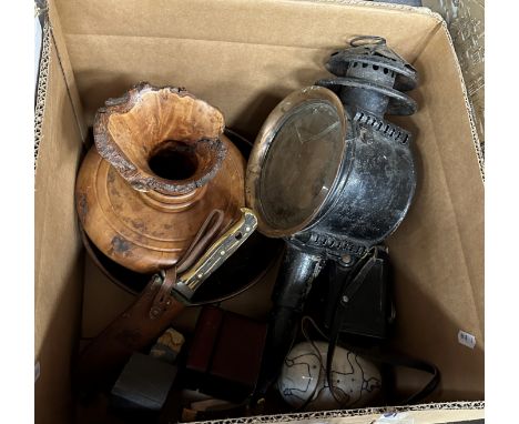 A box containing a coaching lamp, a turned myrtle wood vase inscribed "Myrtle bush Paige 2000" to base, a collection of knive