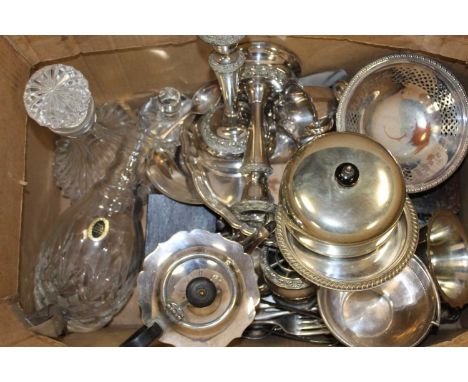 A box of miscellaneous items, to include silver plated muffin warming dish, pair of silver plated table candlesticks, glass d