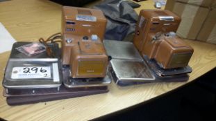 (2) Hedman Check Printers ($10 to prepare for shipping or loading Located in Iowa)_x00D_
Fork Lift