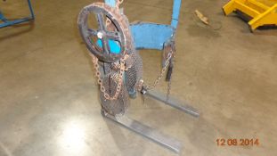 Morse Barrel Clamp and Dumper for chain hoist LOCATED IN IOWA EUSA