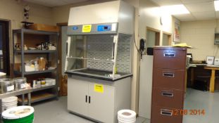 Labconco Ductless Enclosure Laboratory Hood ($250 to remove and load) LOCATED IN IOWA EUSA
