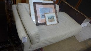 A Habitat day bed upholstered in ivory leather