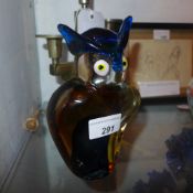 A Murano glass owl figurine
