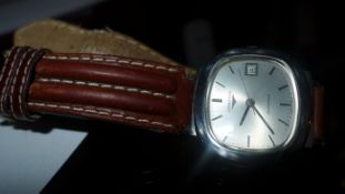 A Longines gentlemans automatic wristwatch on leather strap in good working order