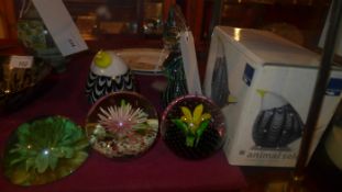 A collection of paperweights, including a leonardo bird (boxed), caithness and mdiaia