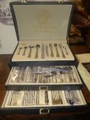 A Versaille cutlery set in leather trunk