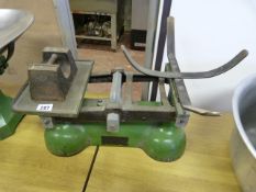 *Set of Scales with 7lb Weight - No Pan