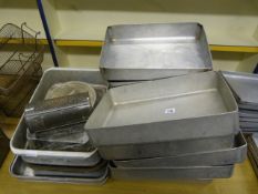 *12 Aluminium Roasting Tins