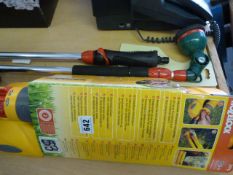 *Hose Lock Sprayer & 2 Attachments