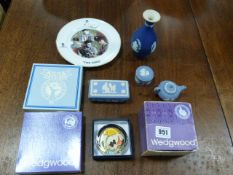 Collection of Wedgewood Trinket Ware - Elvis Plate etc