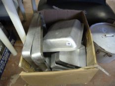 *Box Containing Aluminium Roasting Tins
