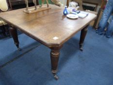 Oak Victorian Extending Dining Room Table